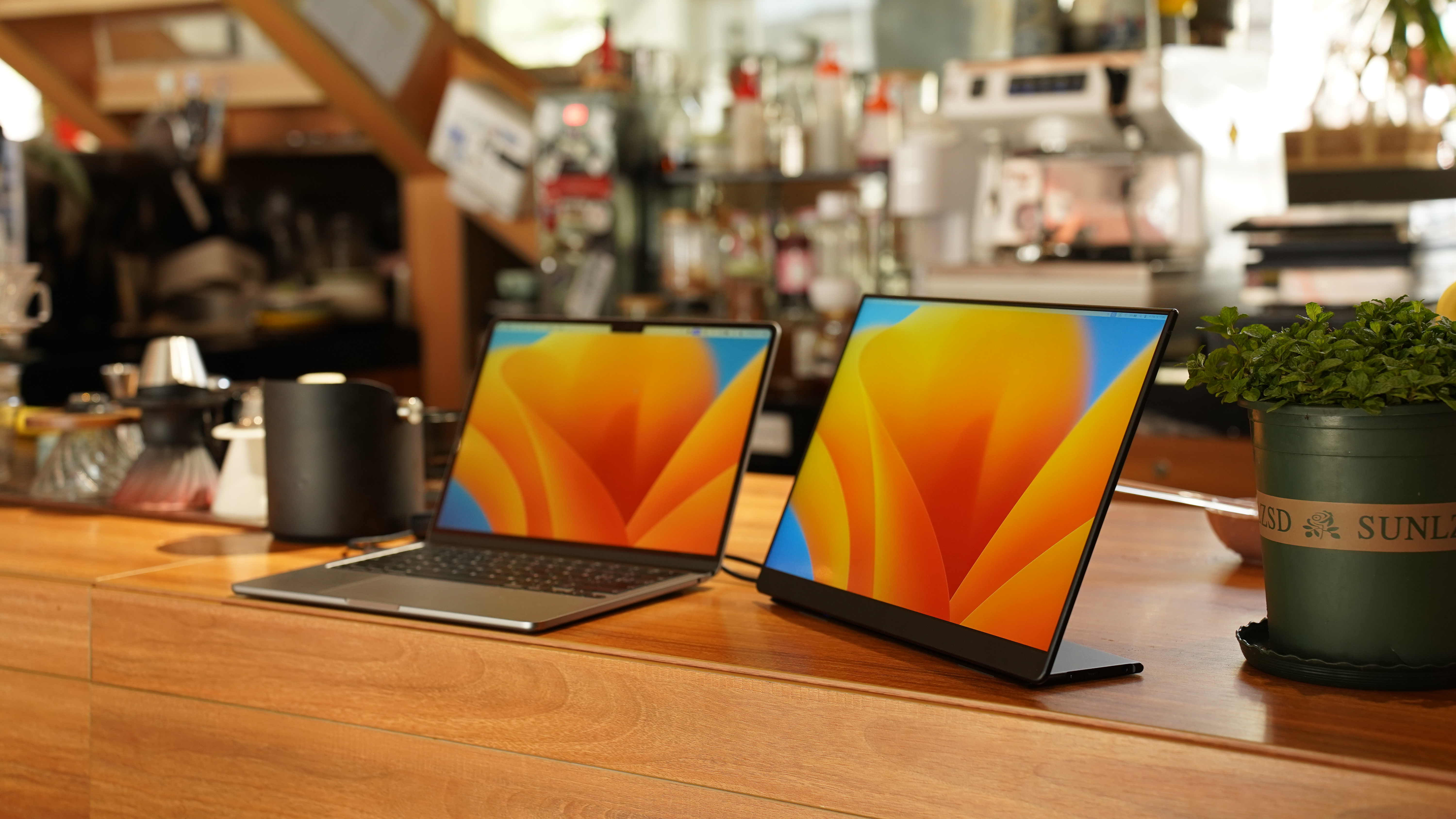 2026年怎么选择最合适你的便携显示器选购终极指南